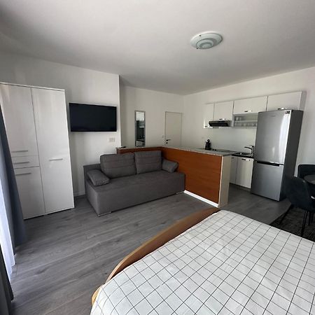 Apartments Villa Sunce Dugi Rat Exteriér fotografie