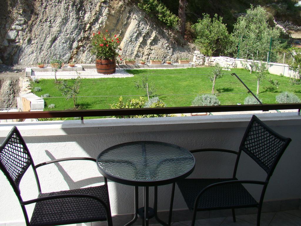 Apartments Villa Sunce Dugi Rat Pokoj fotografie