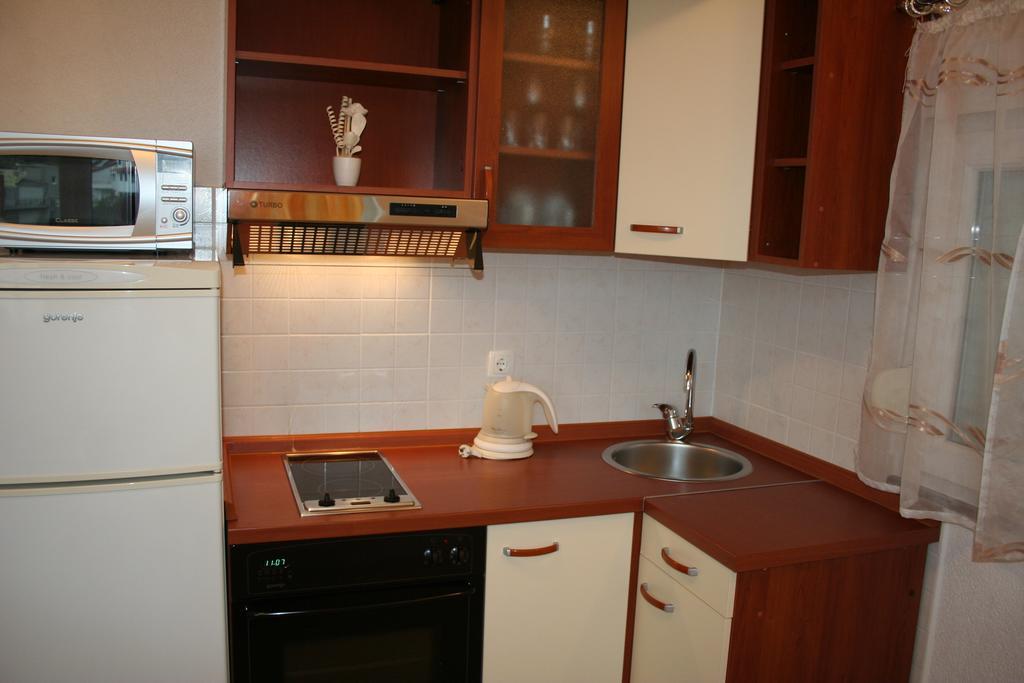 Apartments Villa Sunce Dugi Rat Exteriér fotografie