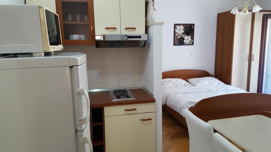 Apartments Villa Sunce Dugi Rat Exteriér fotografie